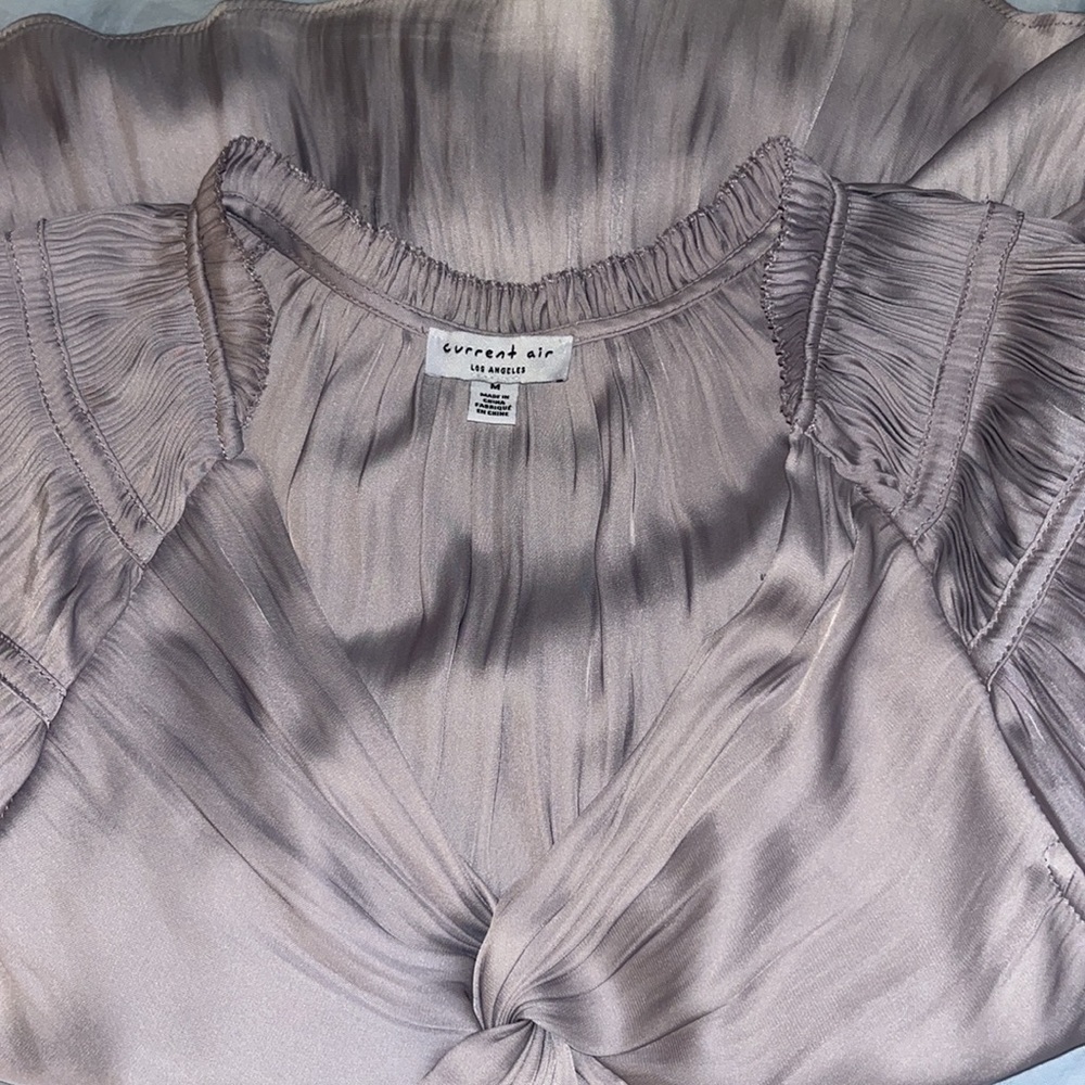 Current Air Twist Front Draped Blouse Featuring Micro-pleating Size Medium - Picture 3 of 3
